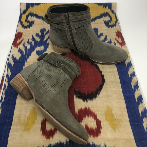 Seychelles Ankle Booties - Picture 3 of 15